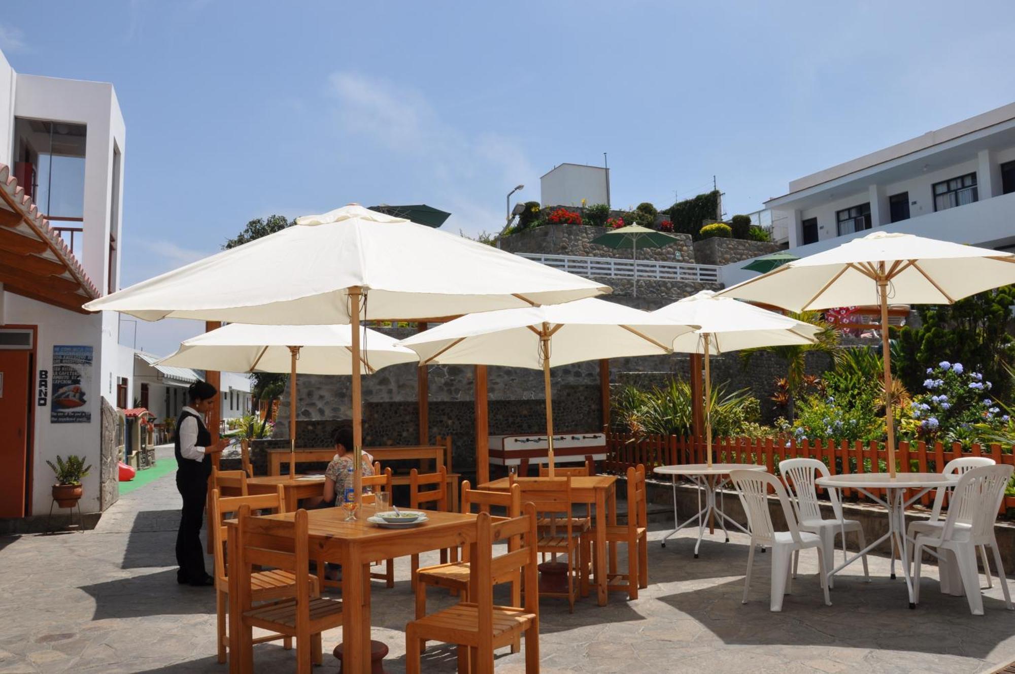 Hotel Bracamonte ฮวนชาโก ภายนอก รูปภาพ