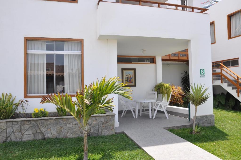Hotel Bracamonte ฮวนชาโก ภายนอก รูปภาพ