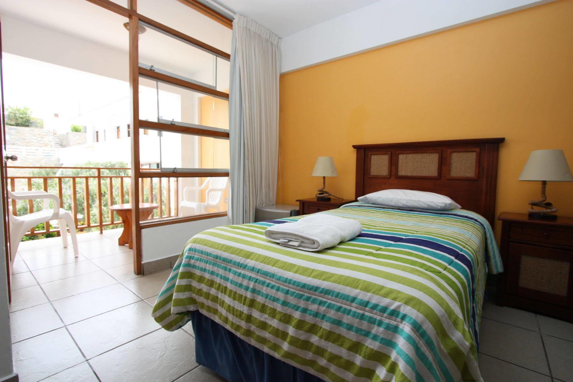 Hotel Bracamonte ฮวนชาโก ภายนอก รูปภาพ
